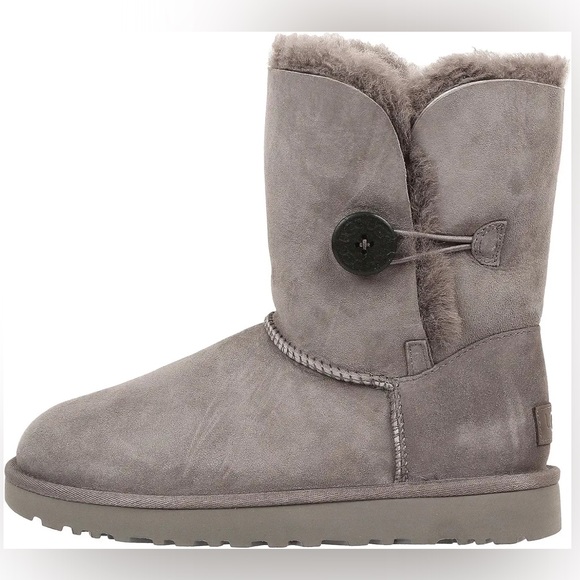 Ugg Bailey button gray size 7 - Picture 2 of 10
